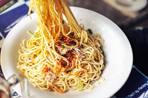 Diskon hingga 50% Tukar Livin'poin di Mie Ayam Atet Palembang