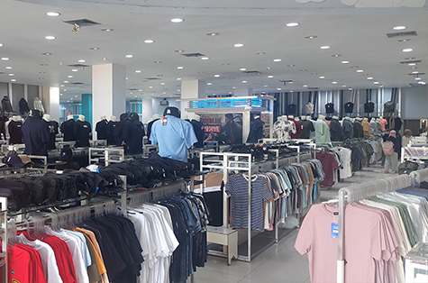Diskon s.d. 20% tukar Livin’po...