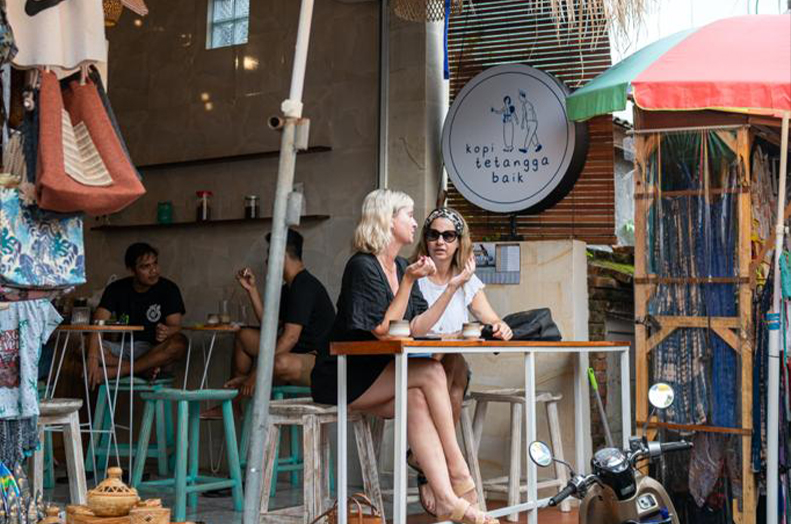 Kopi Tetangga Baik - Diskon sd 20% tukar Livin'poin di Kopi Tetangga