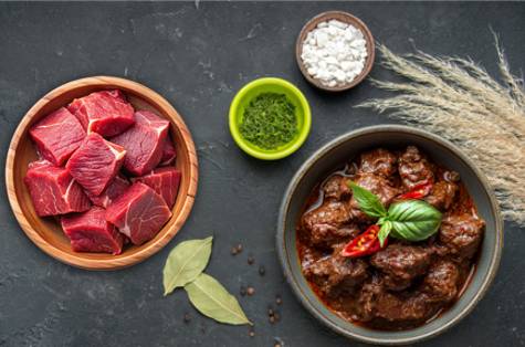 Arisan Daging Rendang di Toko...