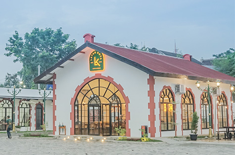 Hemat hingga 20% tukar Livin'p...