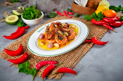 Diskon 20% F&B di Sandeq Seafo...