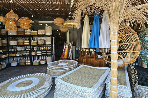 Diskon s.d. 20% tukar Livin’po...