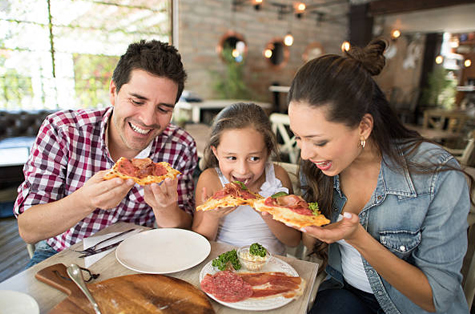 Diskon 15% di Ocean’s Resto Ba...