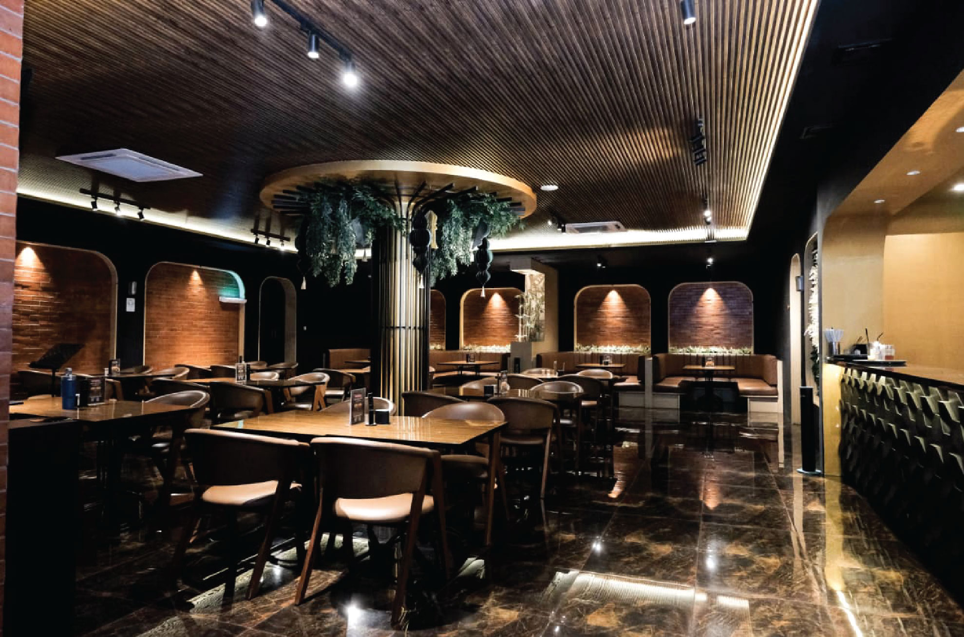 Diskon 10% di Black Eagle Cire...