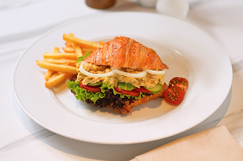 Hemat hingga 10% tukar Livin'p...